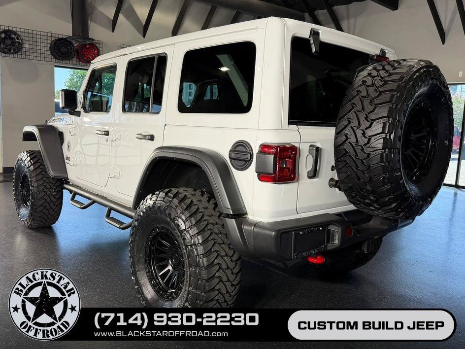 Used 2025 Jeep Wrangler Unlimited Rubicon AWD/4WD image 10
