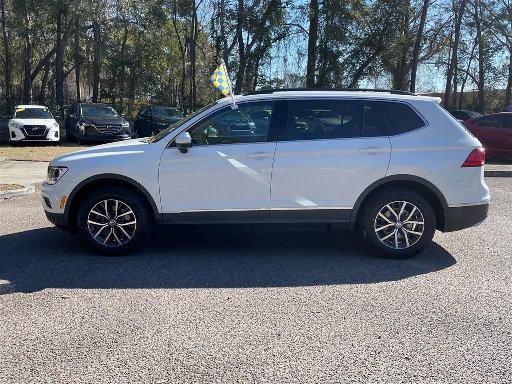 Used 2020 Volkswagen Tiguan SE w/ Panoramic Sunroof Package image 28