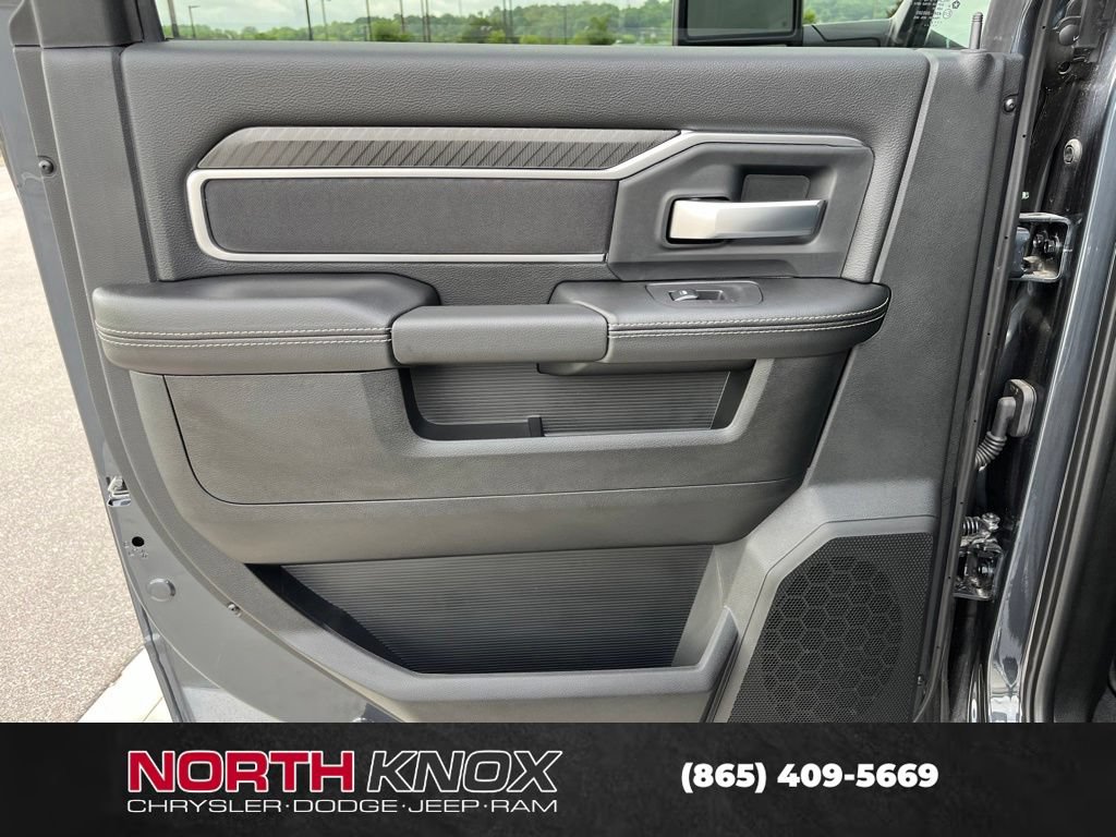 New 2026 RAM 3500 Big Horn AWD/4WD image 14