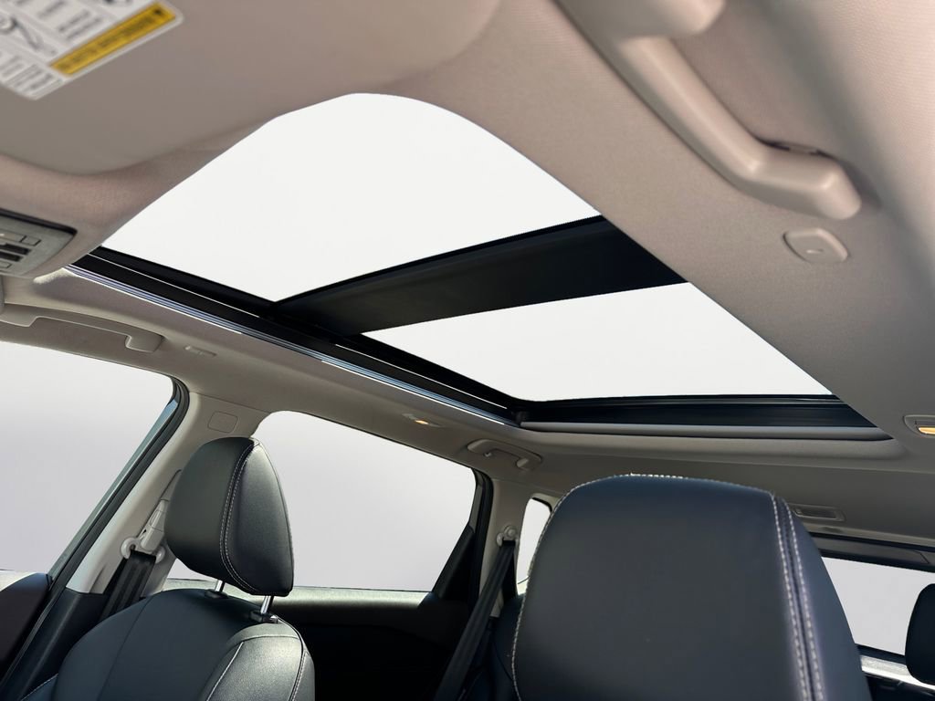 Used 2023 Nissan Rogue SL image 18