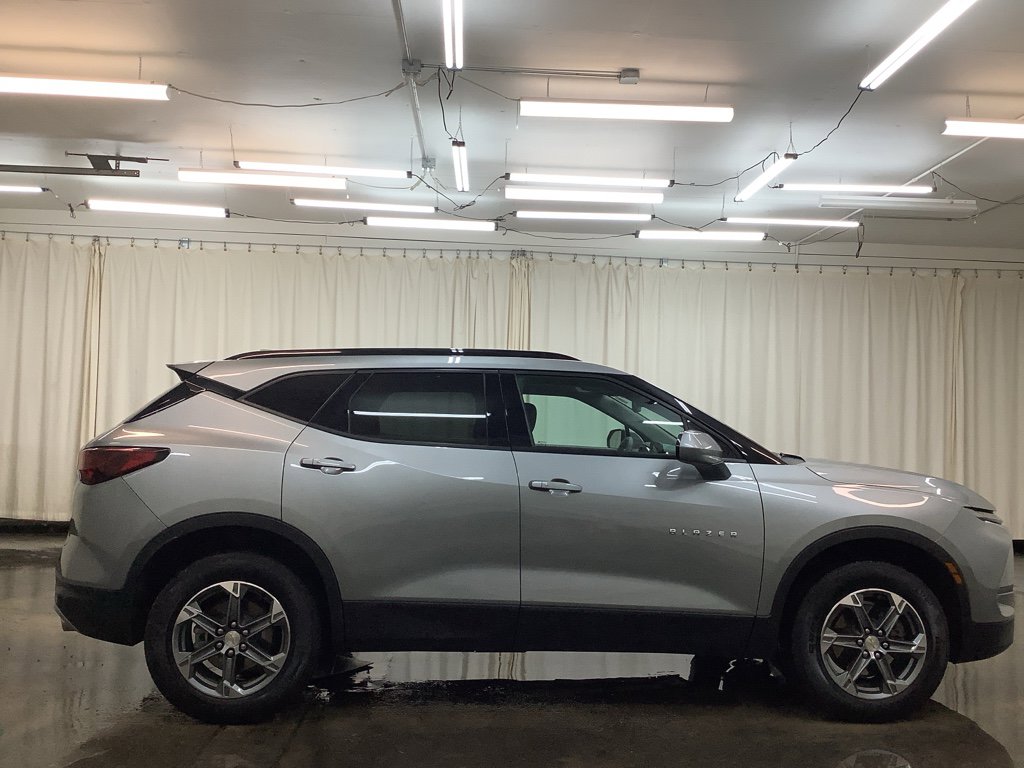 Used 2024 Chevrolet Blazer LT w/ Convenience Package image 5