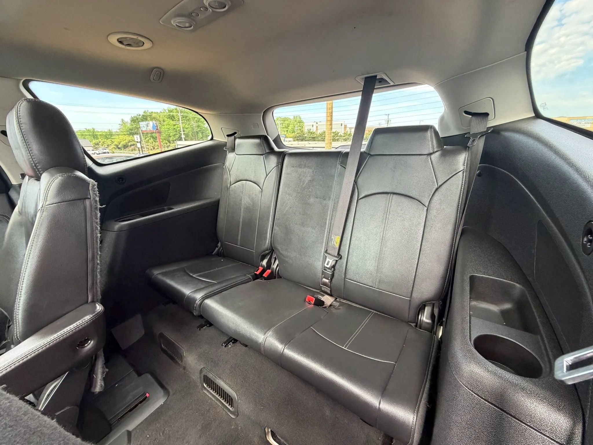 Used 2016 Chevrolet Traverse LT AWD/4WD image 9