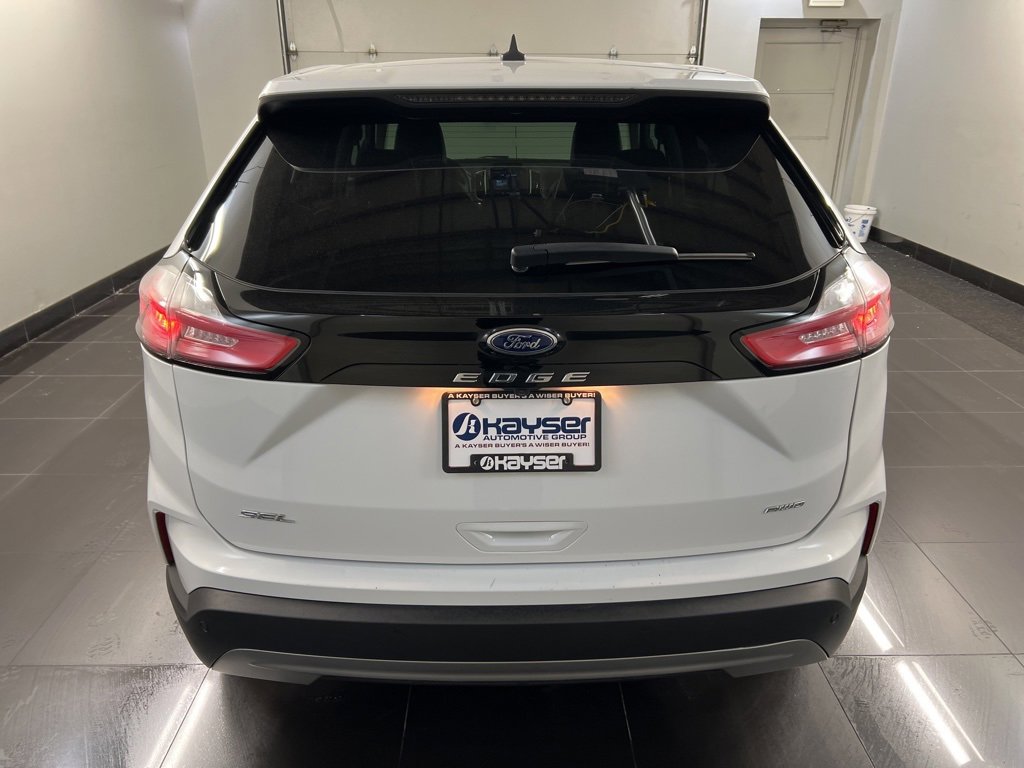 Certified 2024 Ford Edge SEL w/ Convenience Package image 5