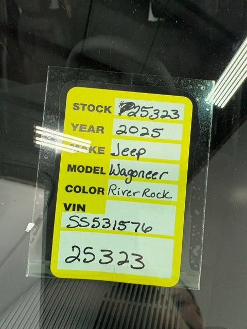 New 2025 Jeep Wagoneer L Series III w/ Quick Order Package 25C Super image 21