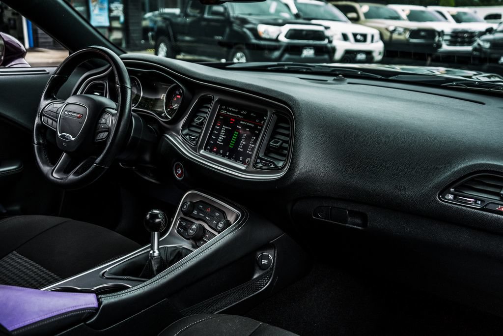 Used 2022 Dodge Challenger R/T Scat Pack RWD image 37