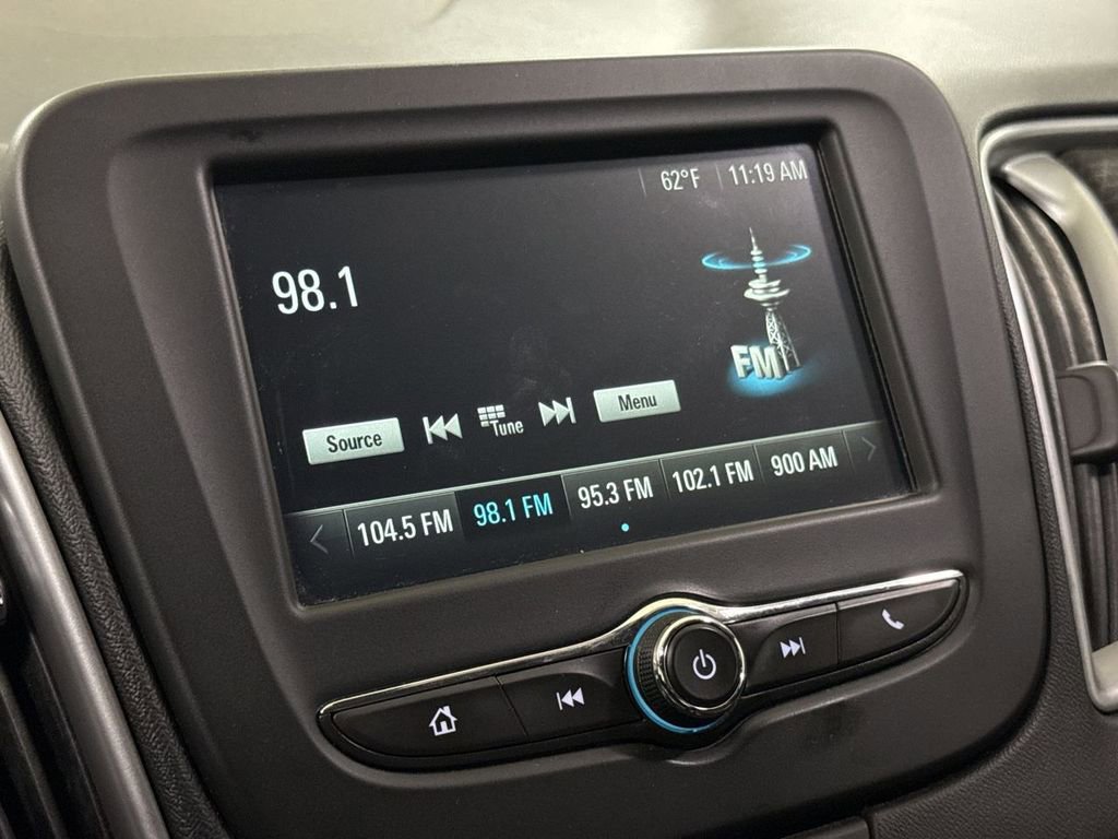 Used 2018 Chevrolet Malibu LS image 14