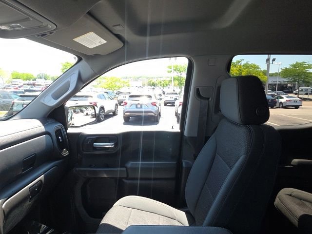 Used 2021 Chevrolet Silverado 1500 Custom Trail Boss AWD/4WD image 26
