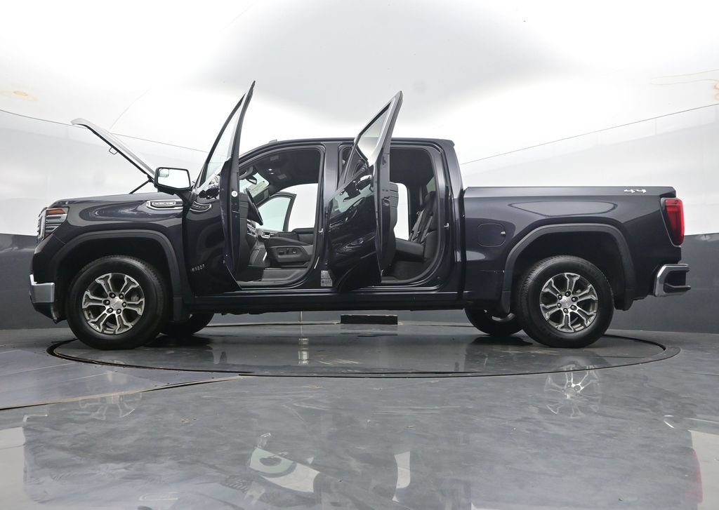 Used 2025 GMC Sierra 1500 SLT AWD/4WD image 65