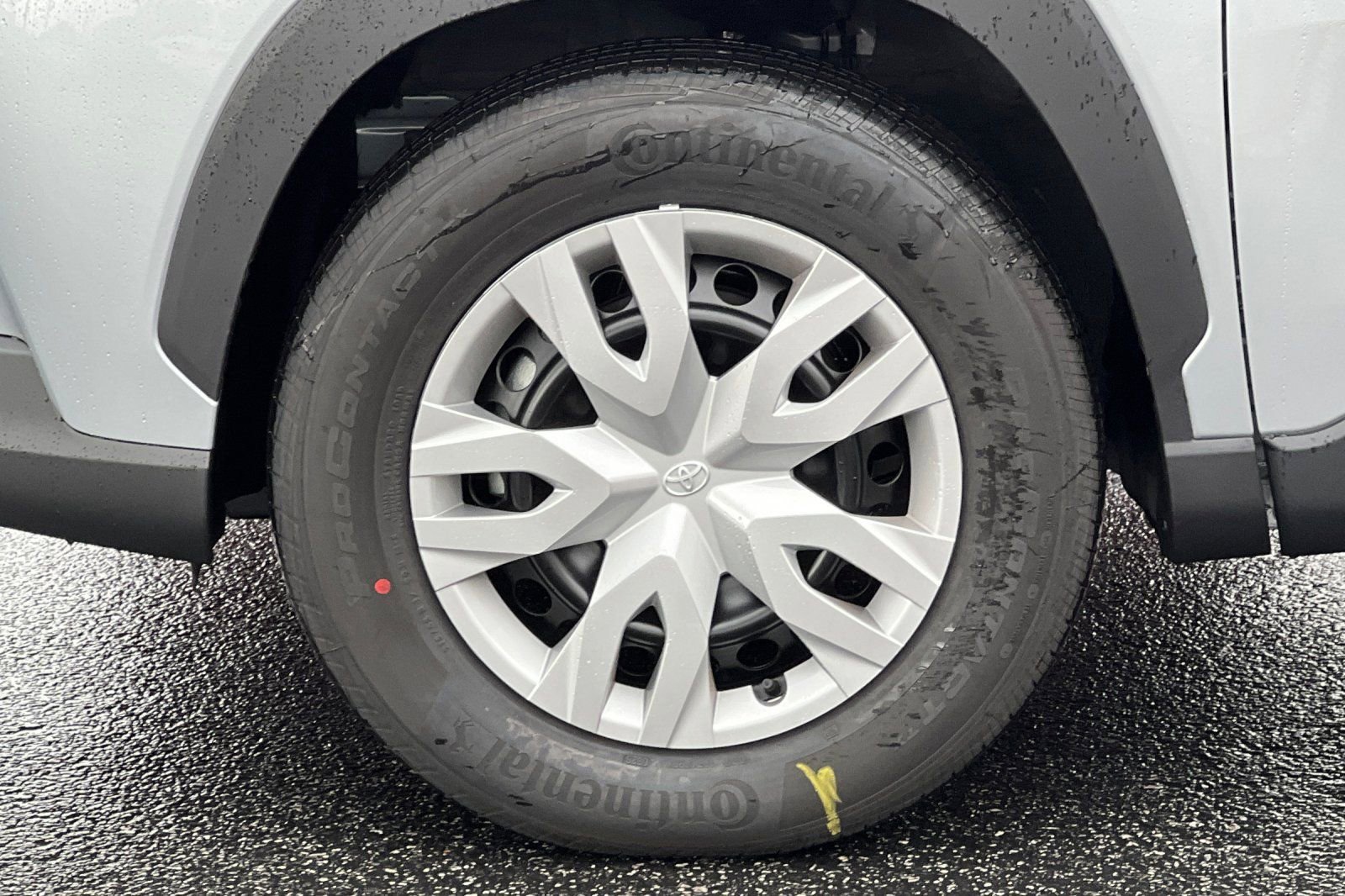 New 2026 Toyota Corolla Cross L image 32