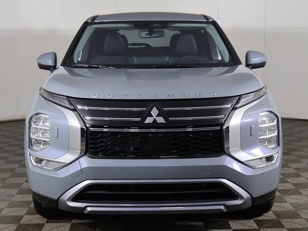 New 2026 Mitsubishi Outlander SE image 13