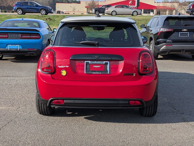 Used 2023 MINI Cooper SE image 5