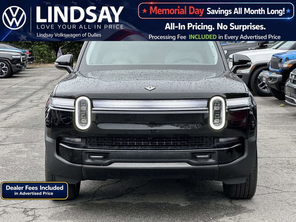 Used 2025 Rivian R1S Adventure AWD/4WD image 3