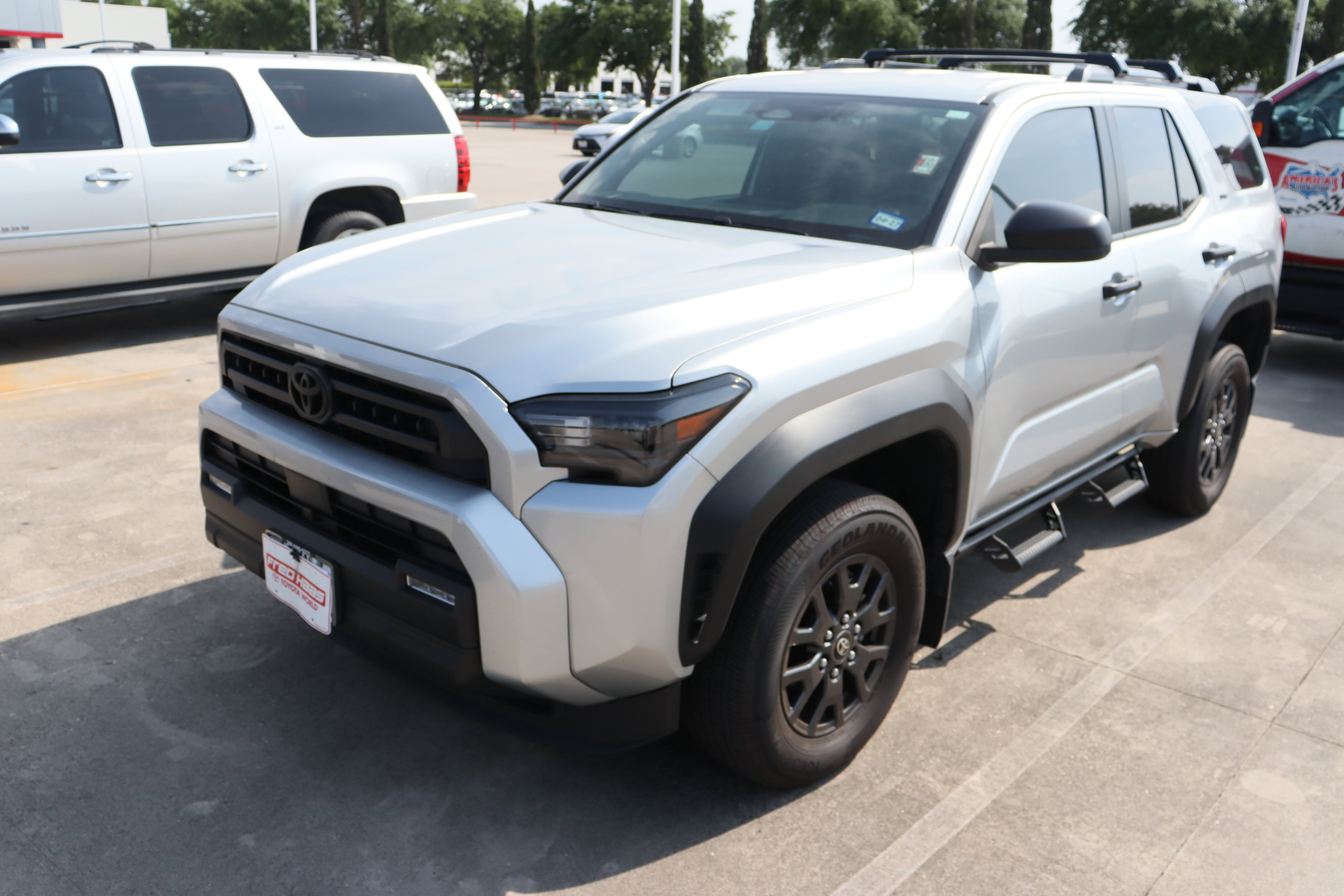 Used 2025 Toyota 4Runner SR5 RWD image 3