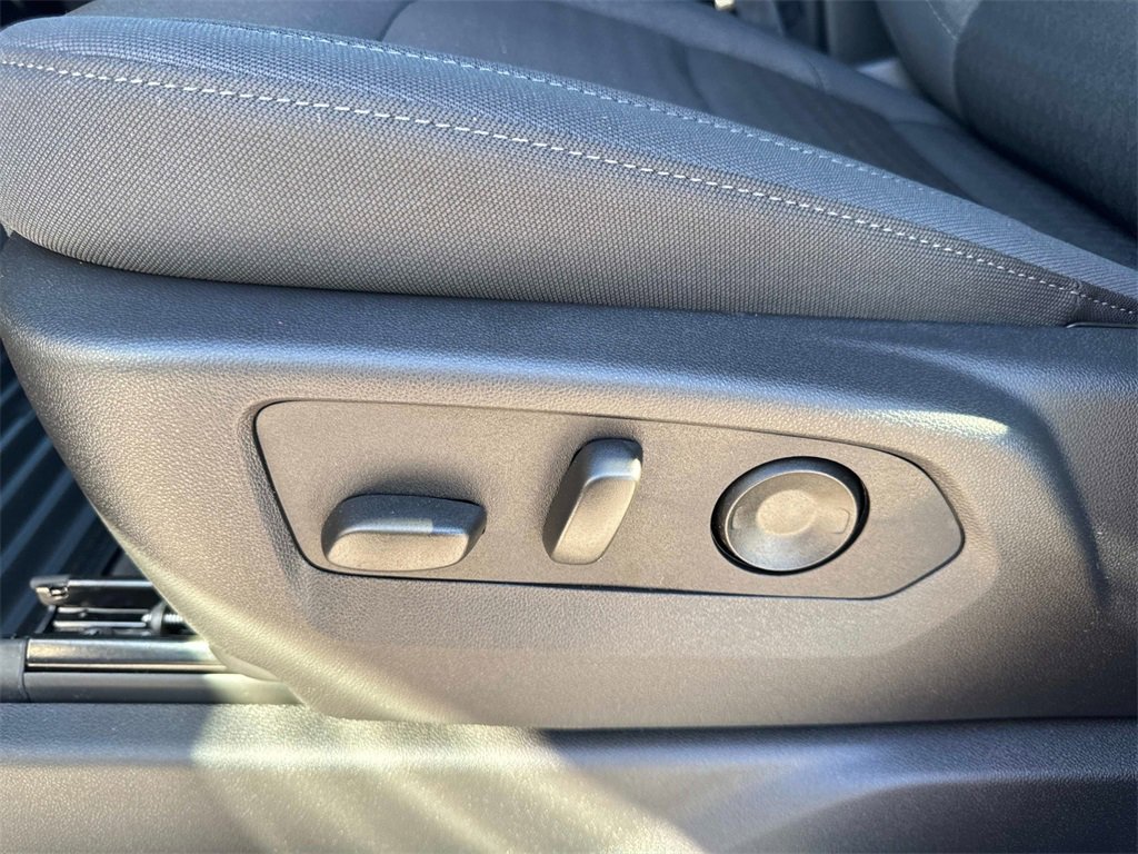 New 2026 GMC Sierra 2500 SLE w/ SLE Value Package; image 13