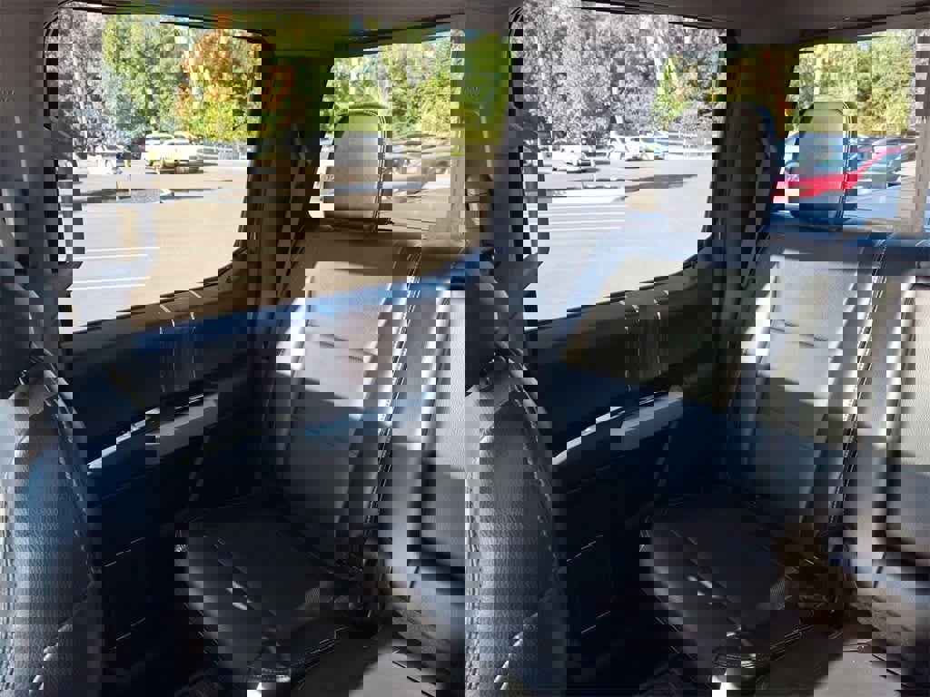 Used 2016 Ford F150 Lariat image 12