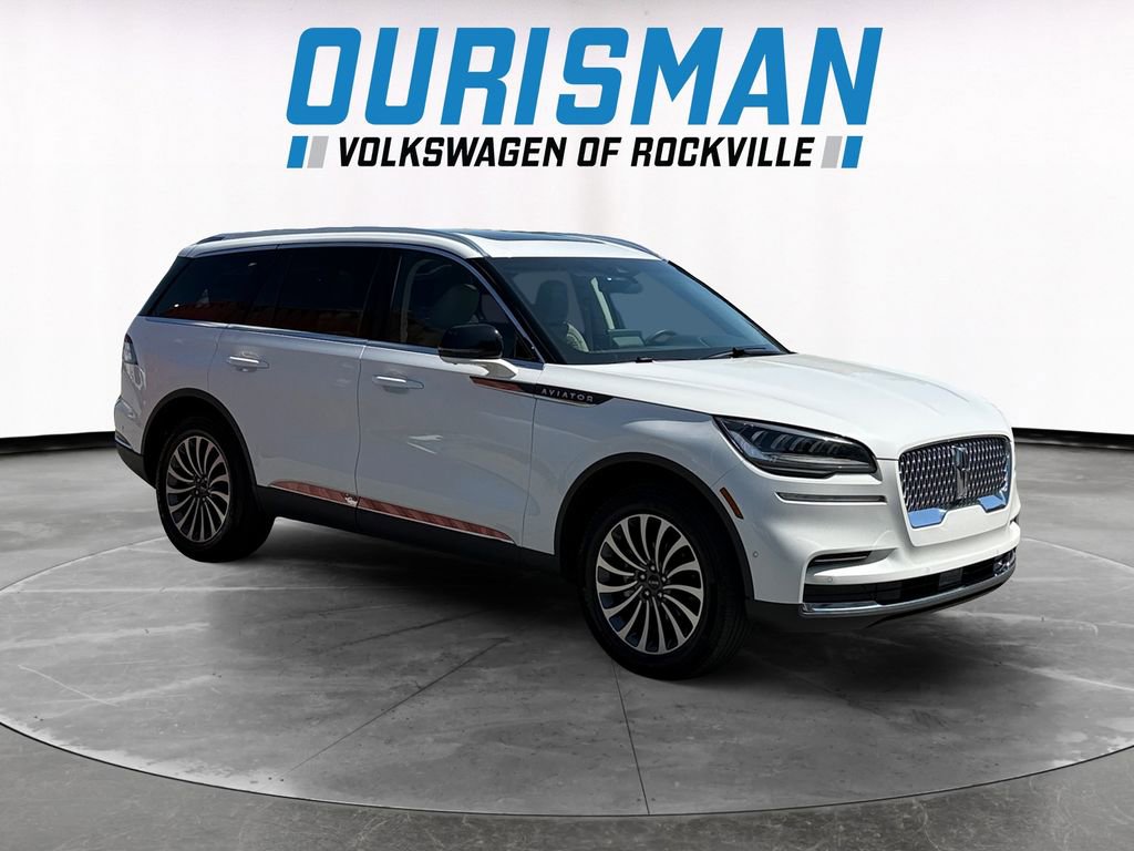 Used 2024 Lincoln Aviator Reserve w/ Equipment Group 201A AWD/4WD image 1