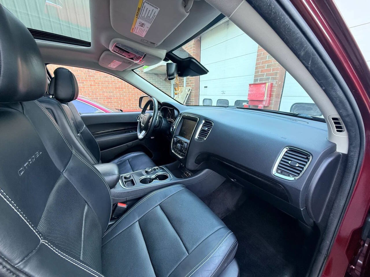 Used 2016 Dodge Durango Citadel w/ Premium Entertainment Group AWD/4WD image 17