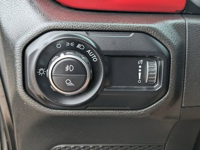 Used 2023 Jeep Gladiator Rubicon w/ Trailer Tow Package image 24