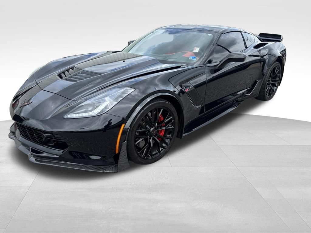 Used 2019 Chevrolet Corvette Z06 RWD image 2