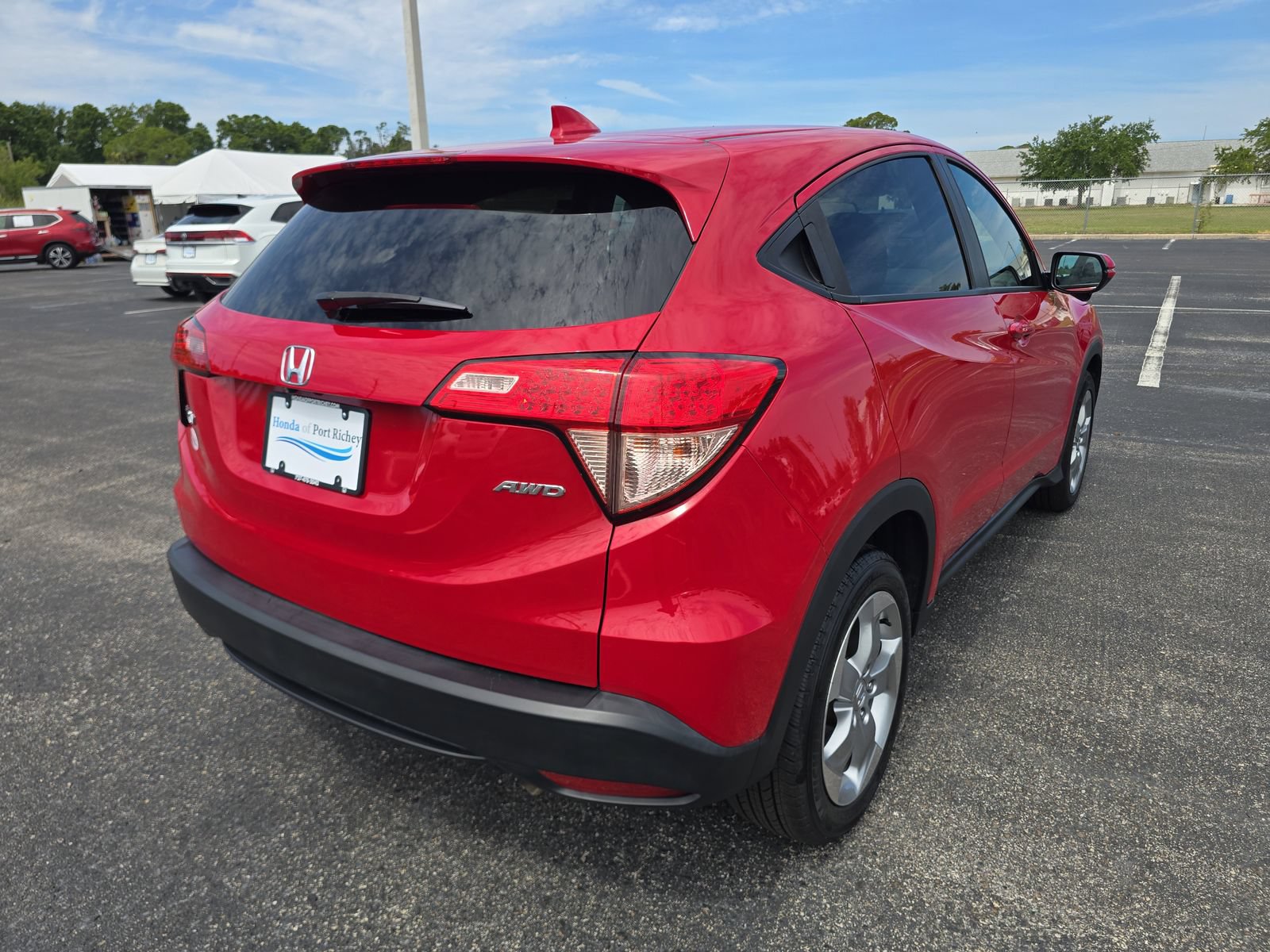 Used 2017 Honda HR-V EX image 3