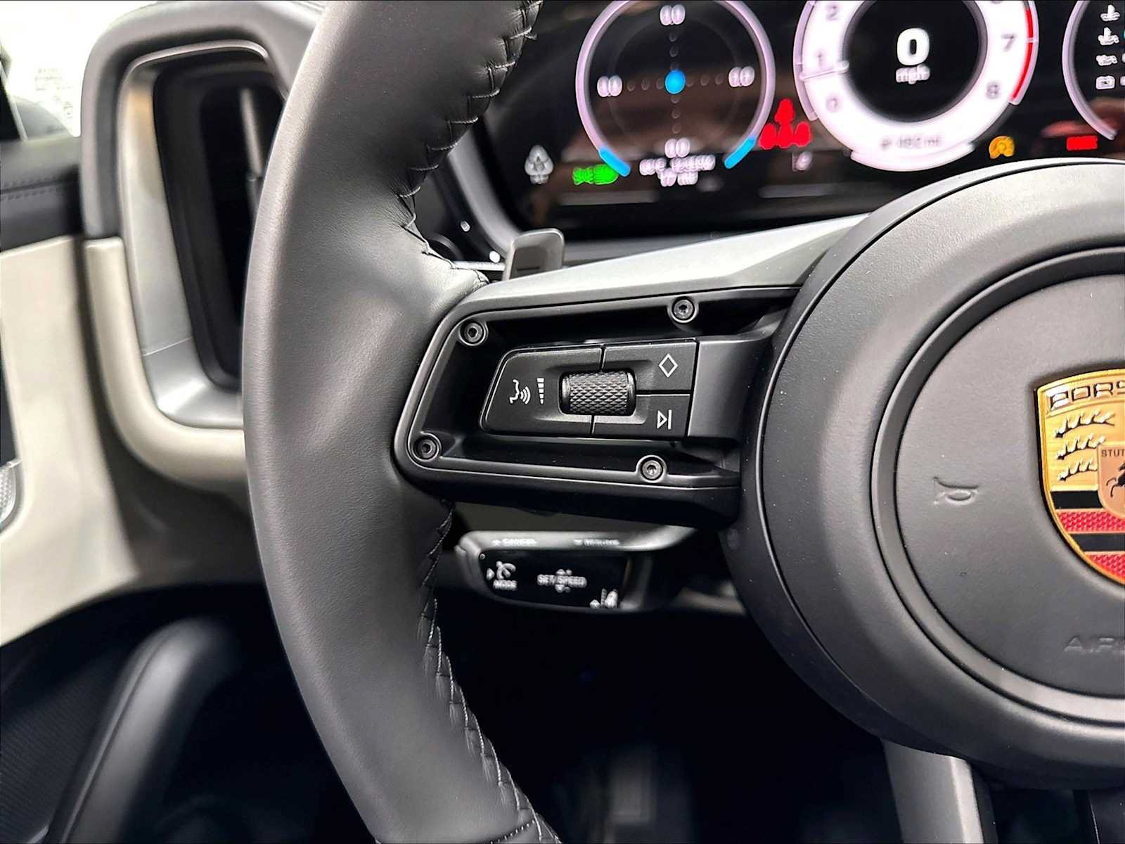 New 2026 Porsche Cayenne S AWD/4WD image 19