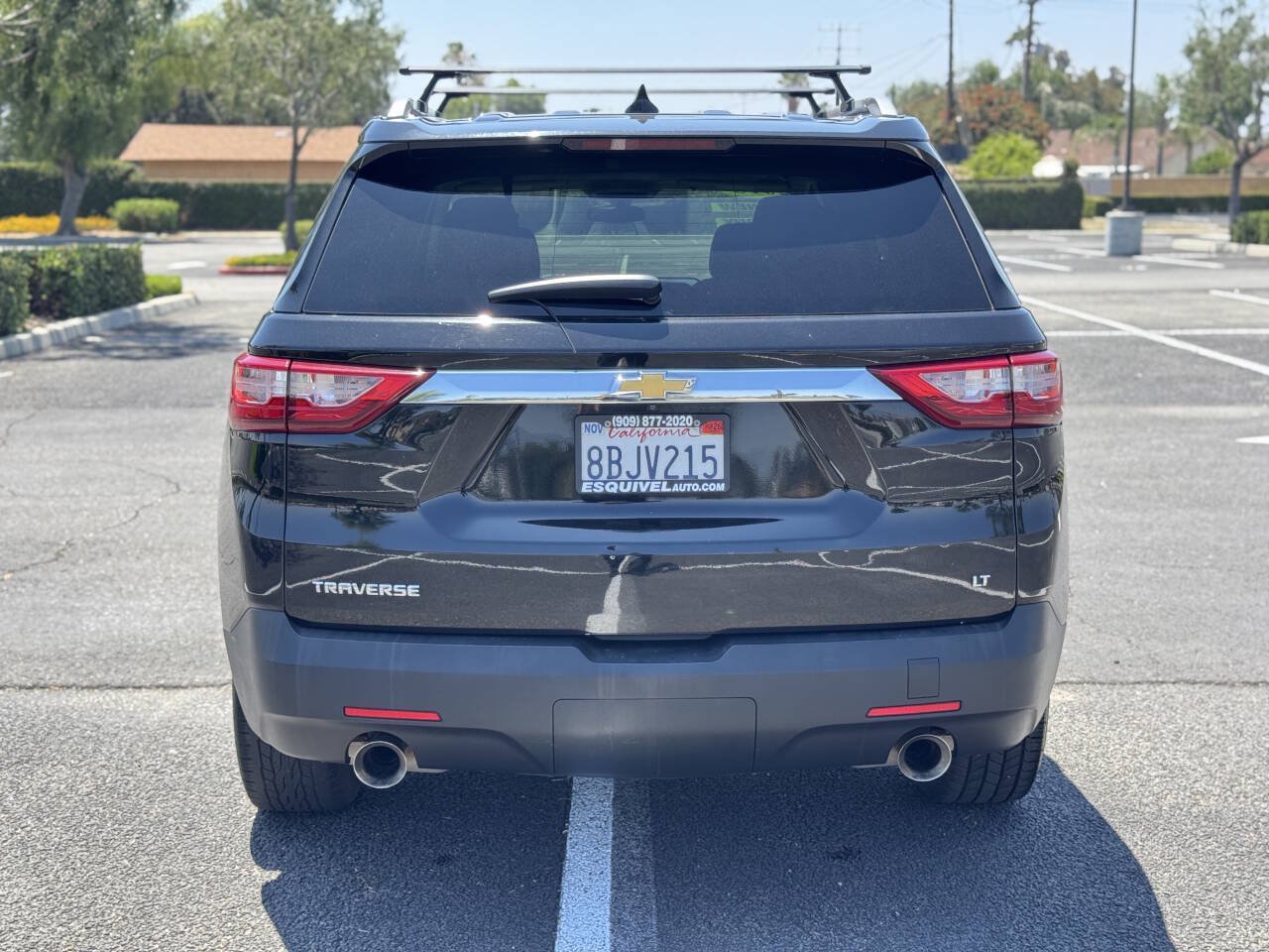 Used 2018 Chevrolet Traverse LT FWD image 6