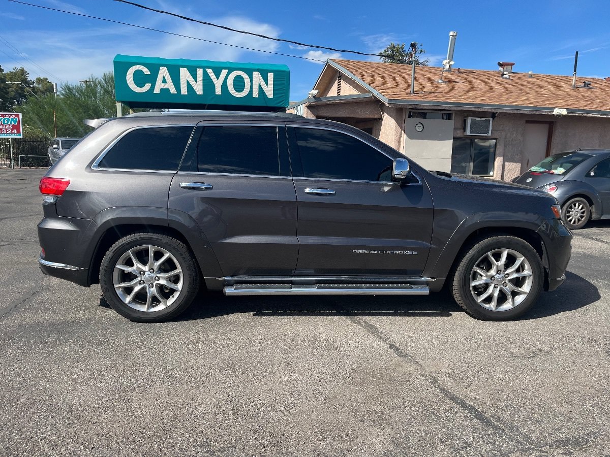 Used 2014 Jeep Grand Cherokee Summit AWD/4WD image 2