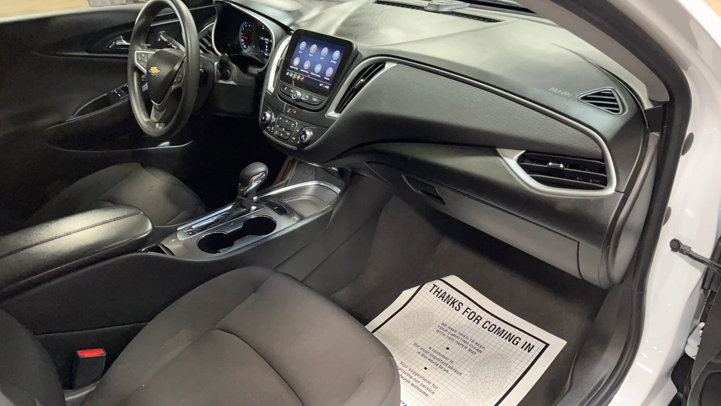 Used 2022 Chevrolet Malibu LT image 17