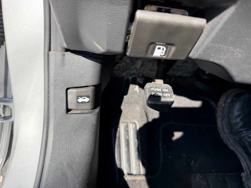 Used 2024 Nissan Altima 2.5 SV image 24