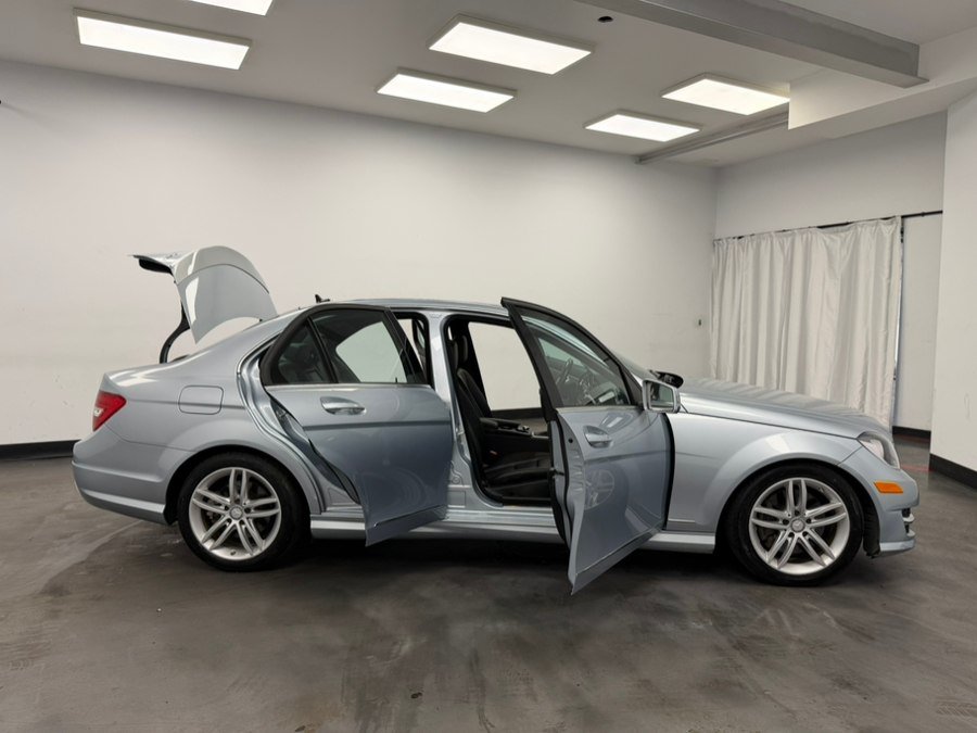 Used 2013 Mercedes-Benz C 300 4MATIC Sedan image 47
