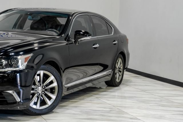 Used 2015 Lexus LS 460 w/ Comfort Package RWD image 8