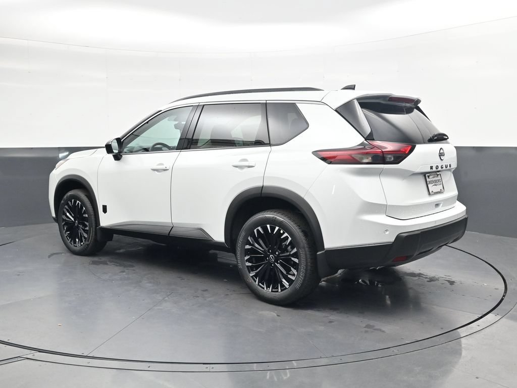 New 2026 Nissan Rogue Dark Armor FWD image 9
