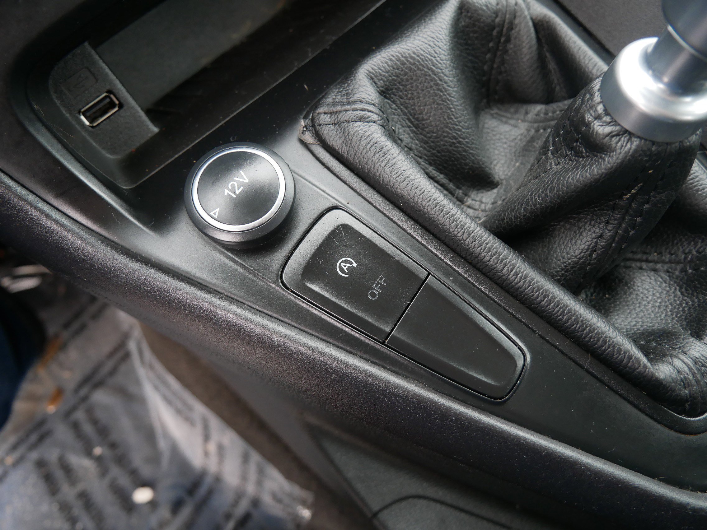 Used 2015 Ford Focus SE image 30