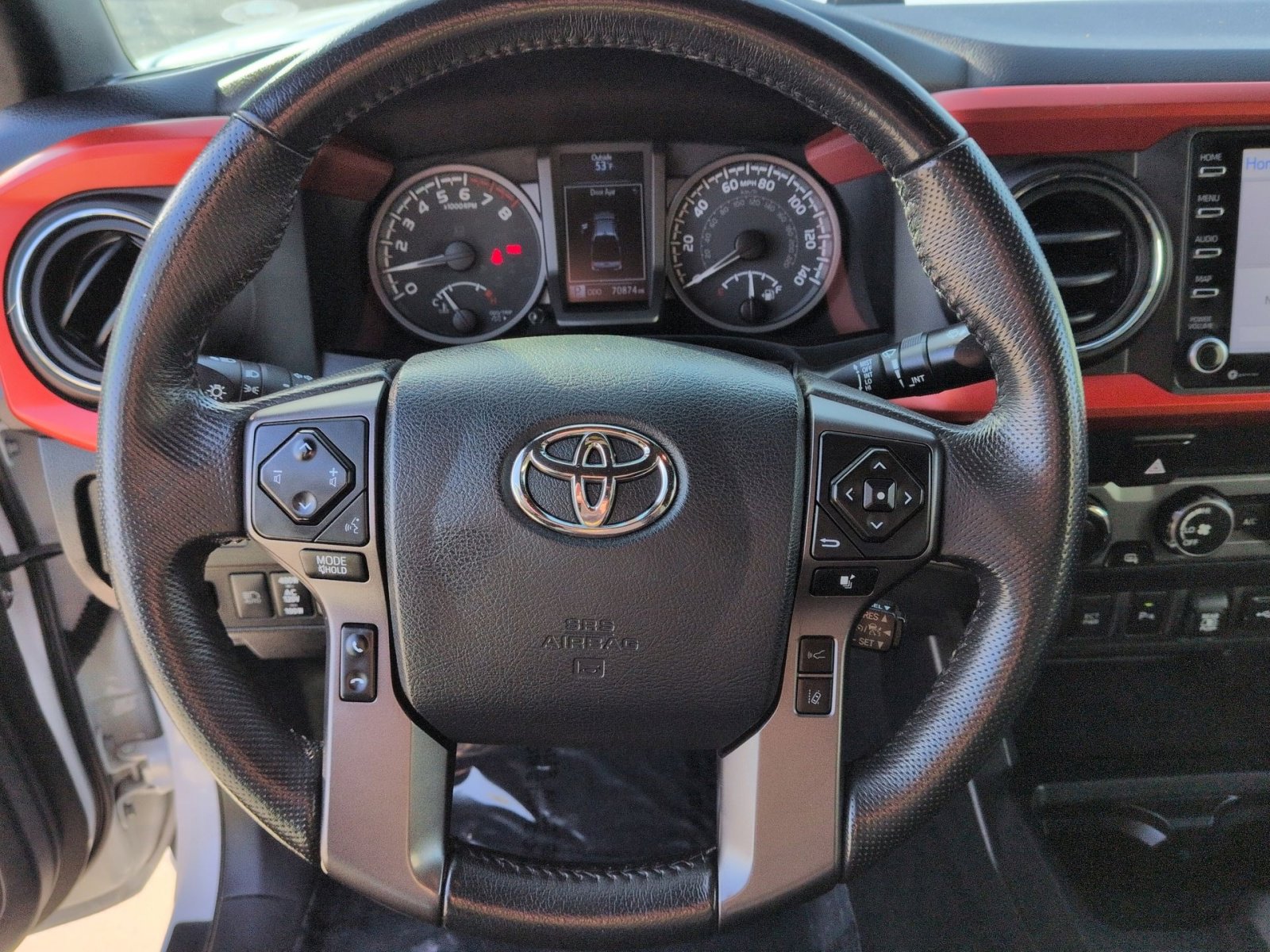 Used 2020 Toyota Tacoma TRD Off-Road w/ Technology Package image 16