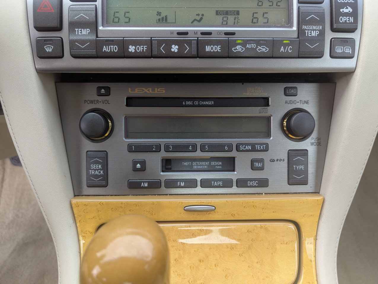 Used 2005 Lexus SC 430 Convertible image 22