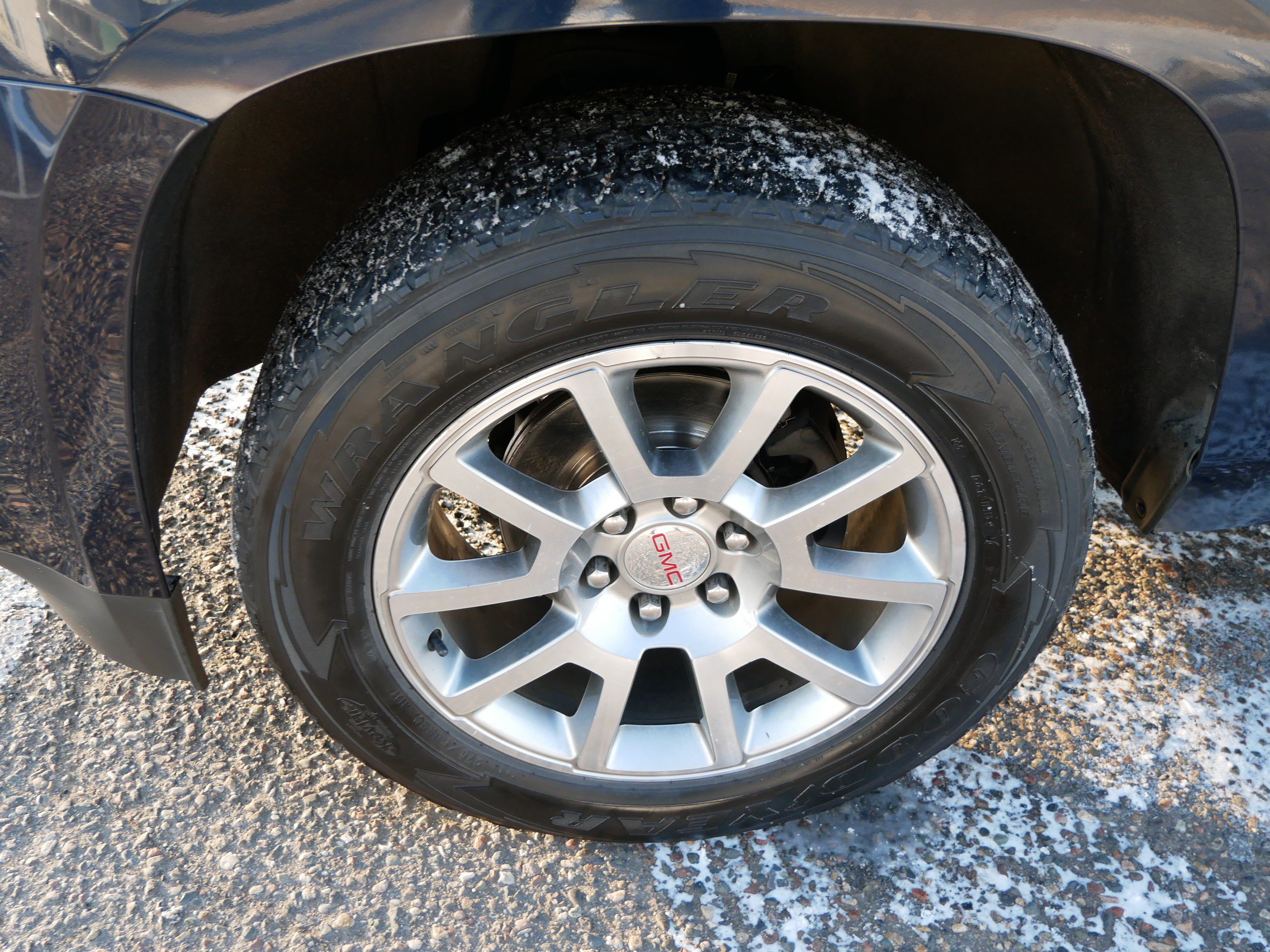 Used 2020 GMC Yukon Denali image 8