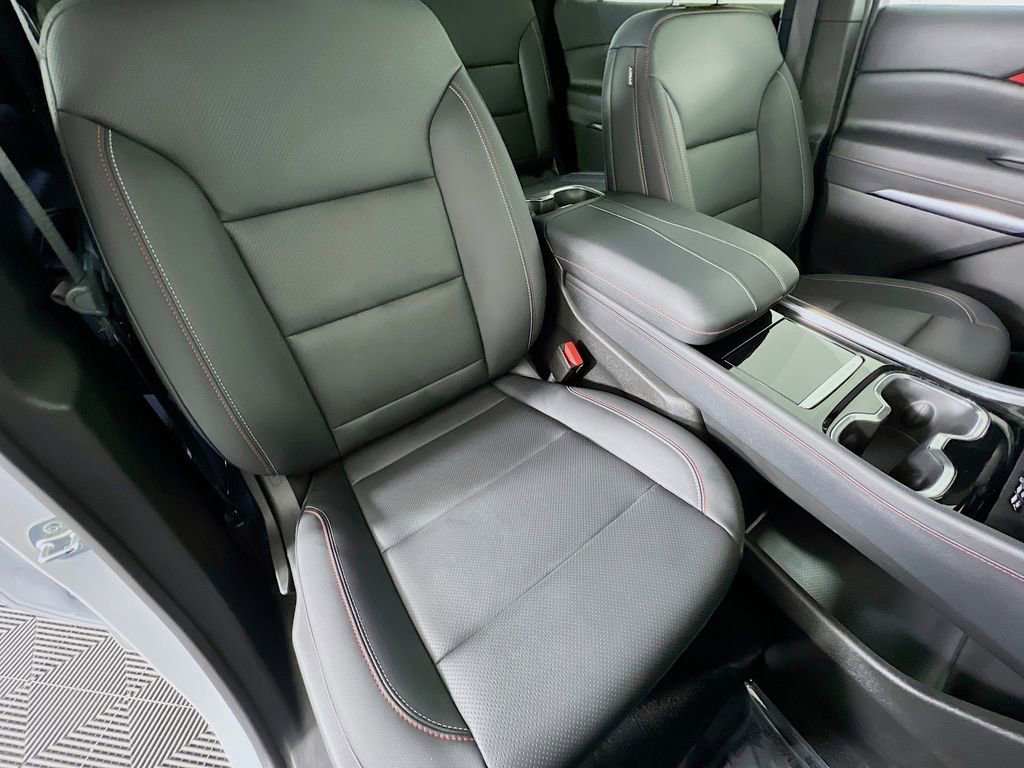 Used 2024 Chevrolet Traverse Z71 w/ Enhanced Driving Package image 29