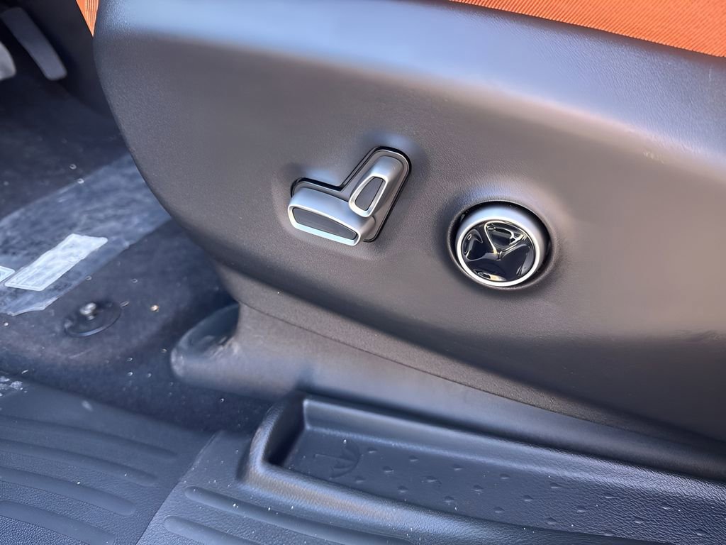 New 2026 Chrysler Pacifica Pinnacle image 30