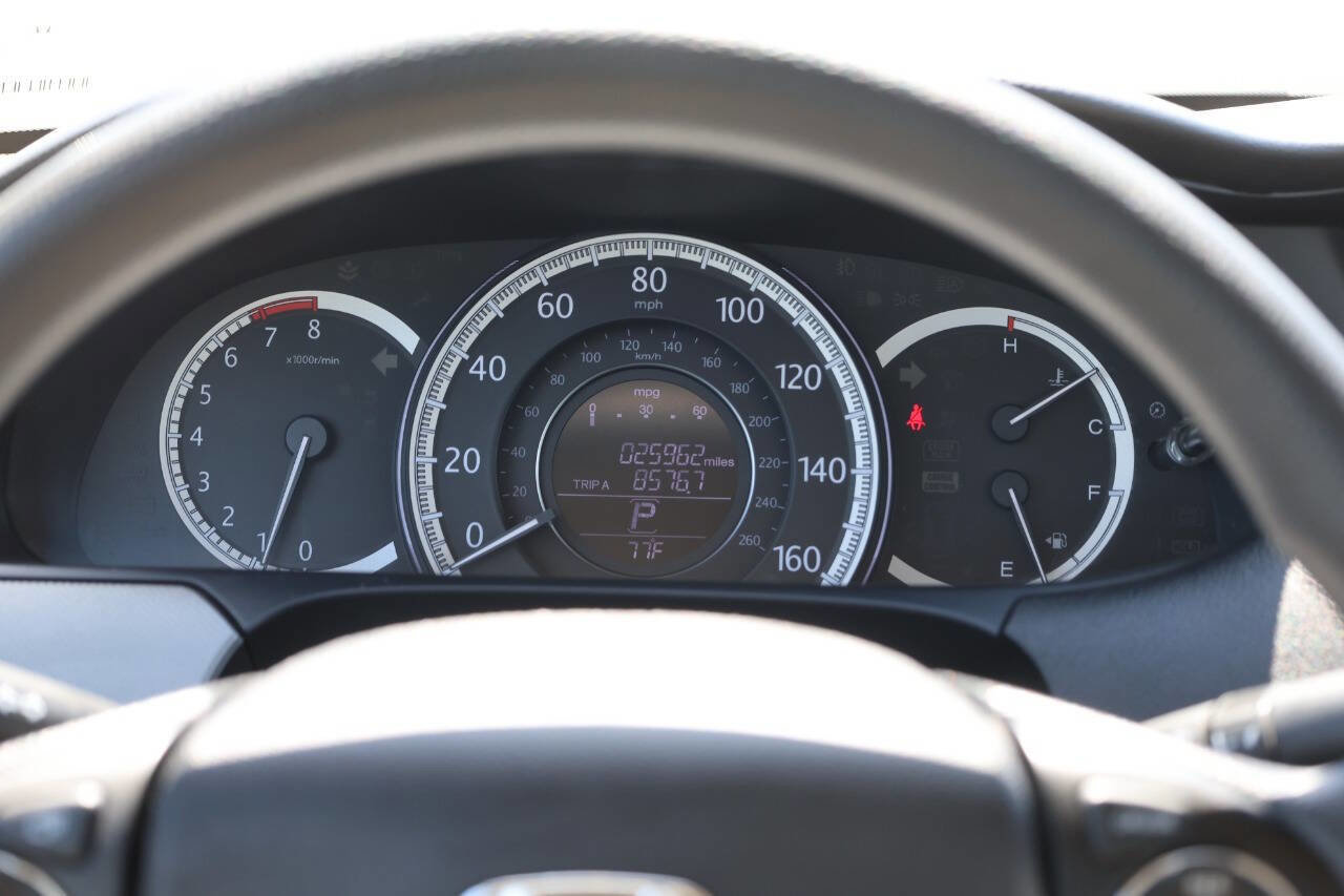 Used 2015 Honda Accord LX image 19