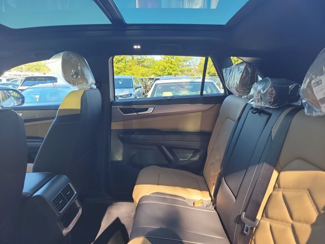 New 2026 Volkswagen Atlas Cross Sport SE FWD image 11