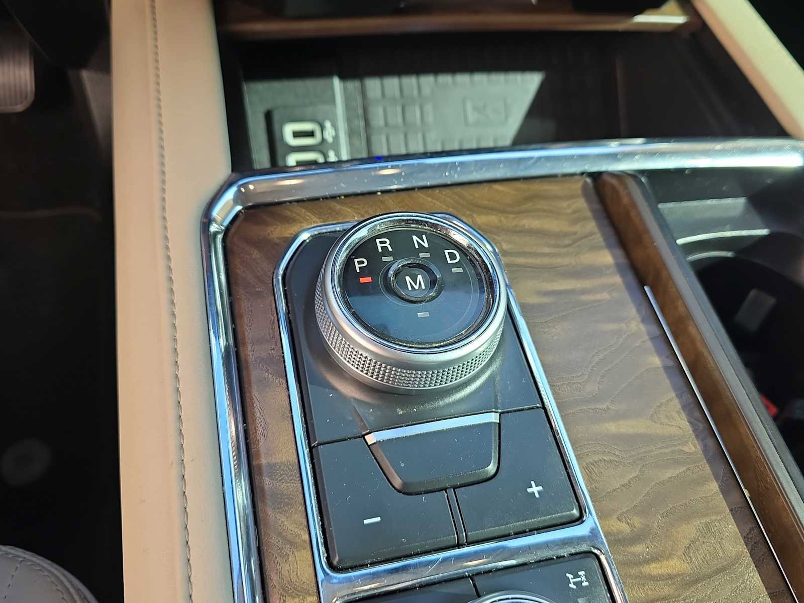 Used 2019 Ford Expedition Platinum image 23