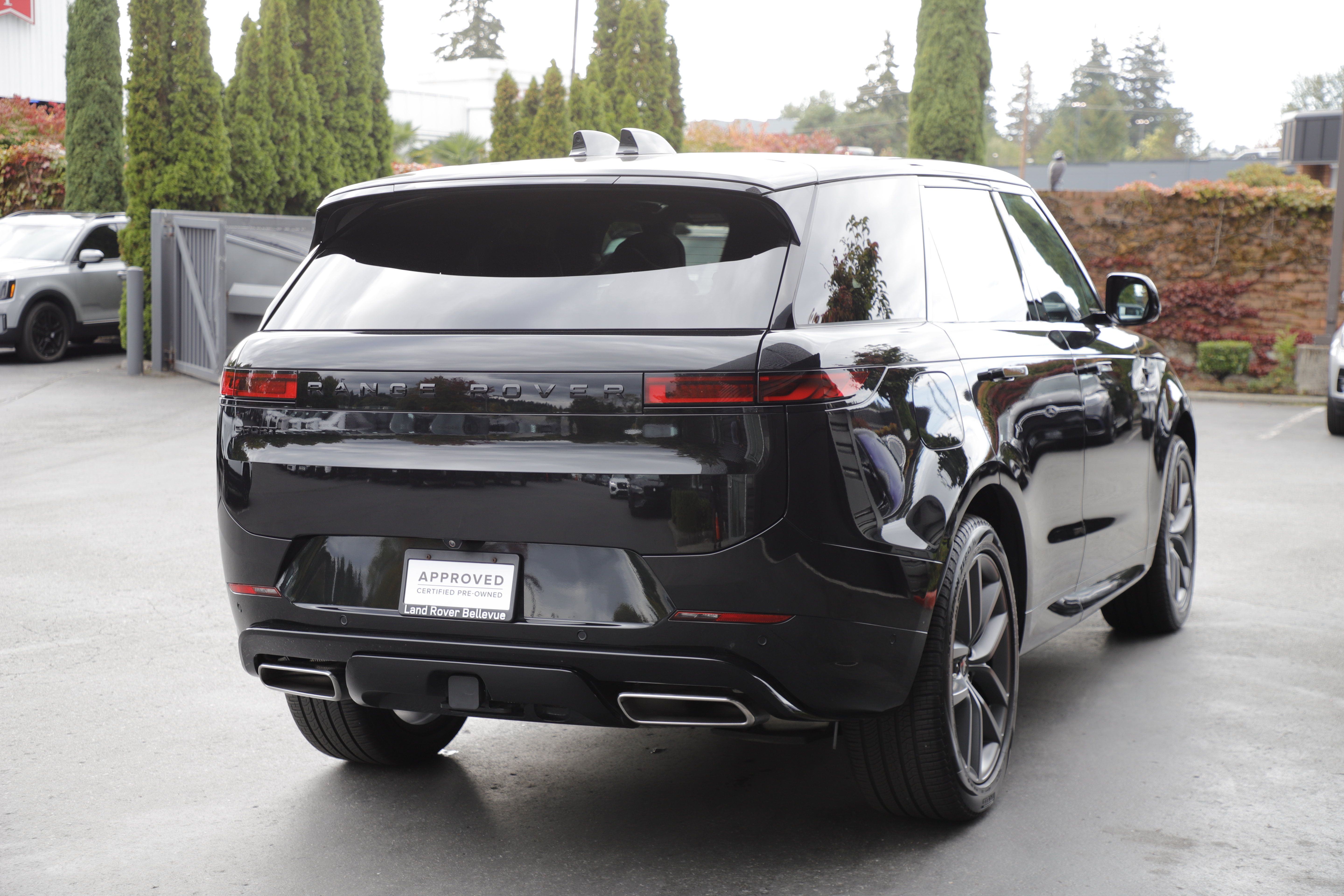 Certified 2025 Land Rover Range Rover Sport Dynamic SE AWD/4WD image 5