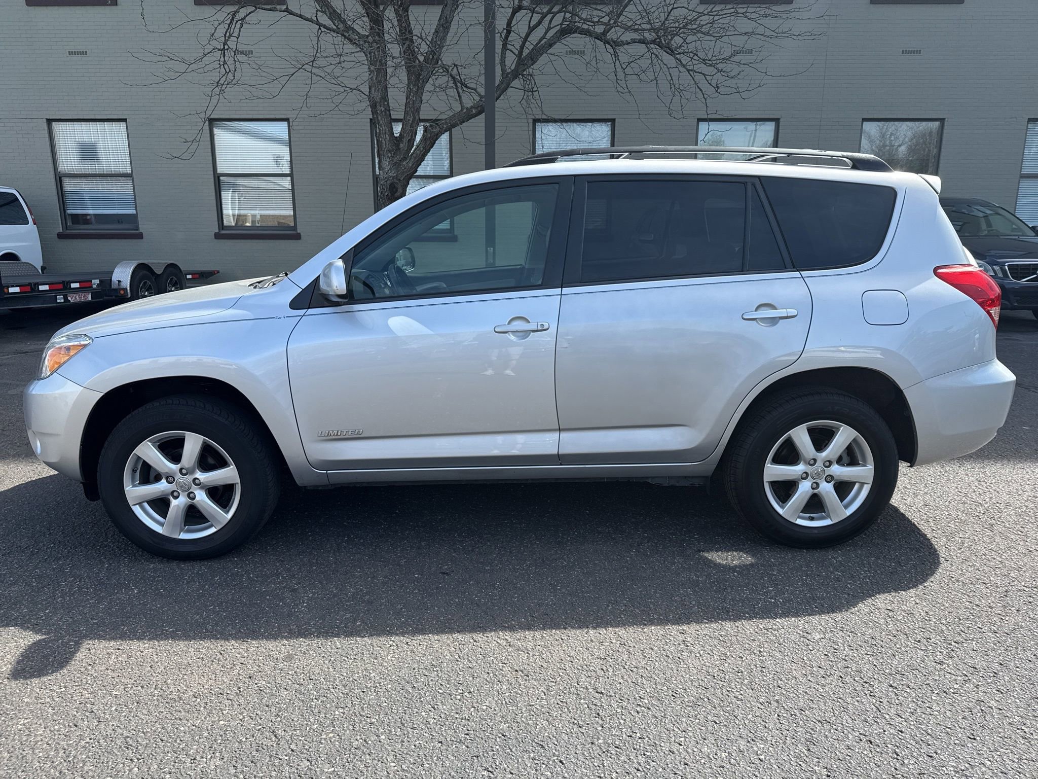 Used 2008 Toyota RAV4 Limited image 1
