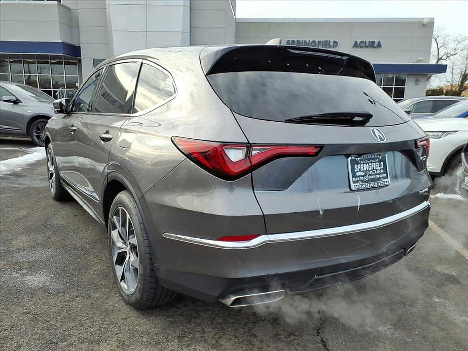 Certified 2023 Acura MDX SH-AWD w/ Technology Package image 4