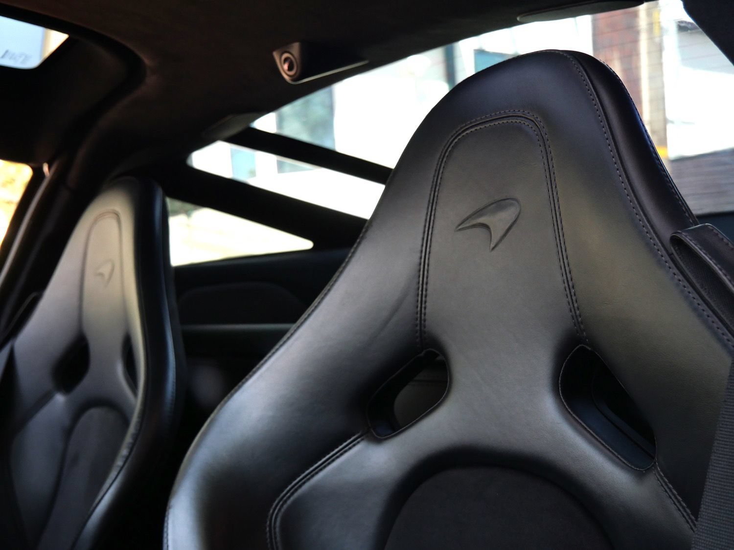 Used 2020 McLaren 720S RWD image 27
