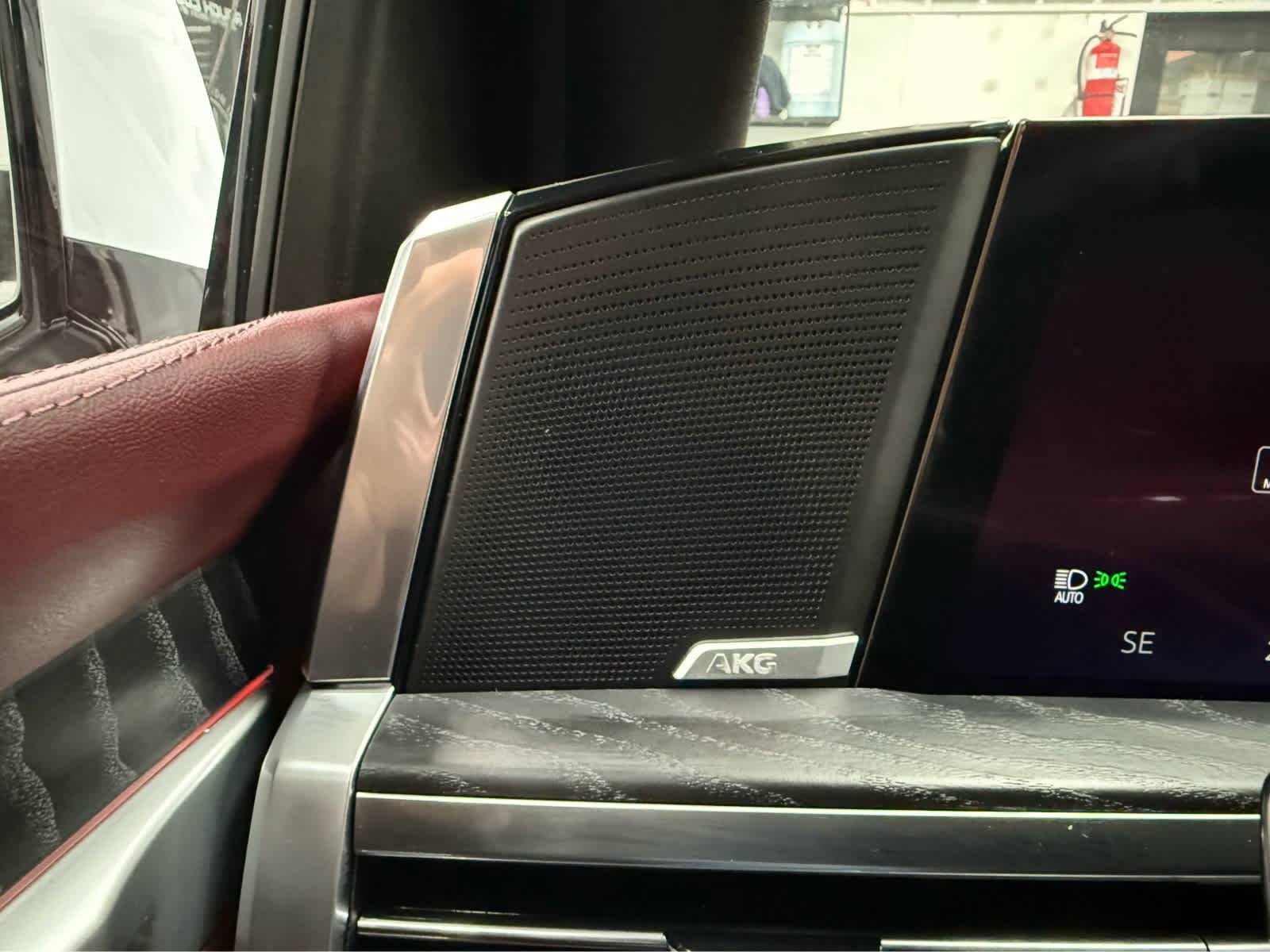 Used 2026 Cadillac Escalade Luxury w/ LPO, Floor Liner Package image 22