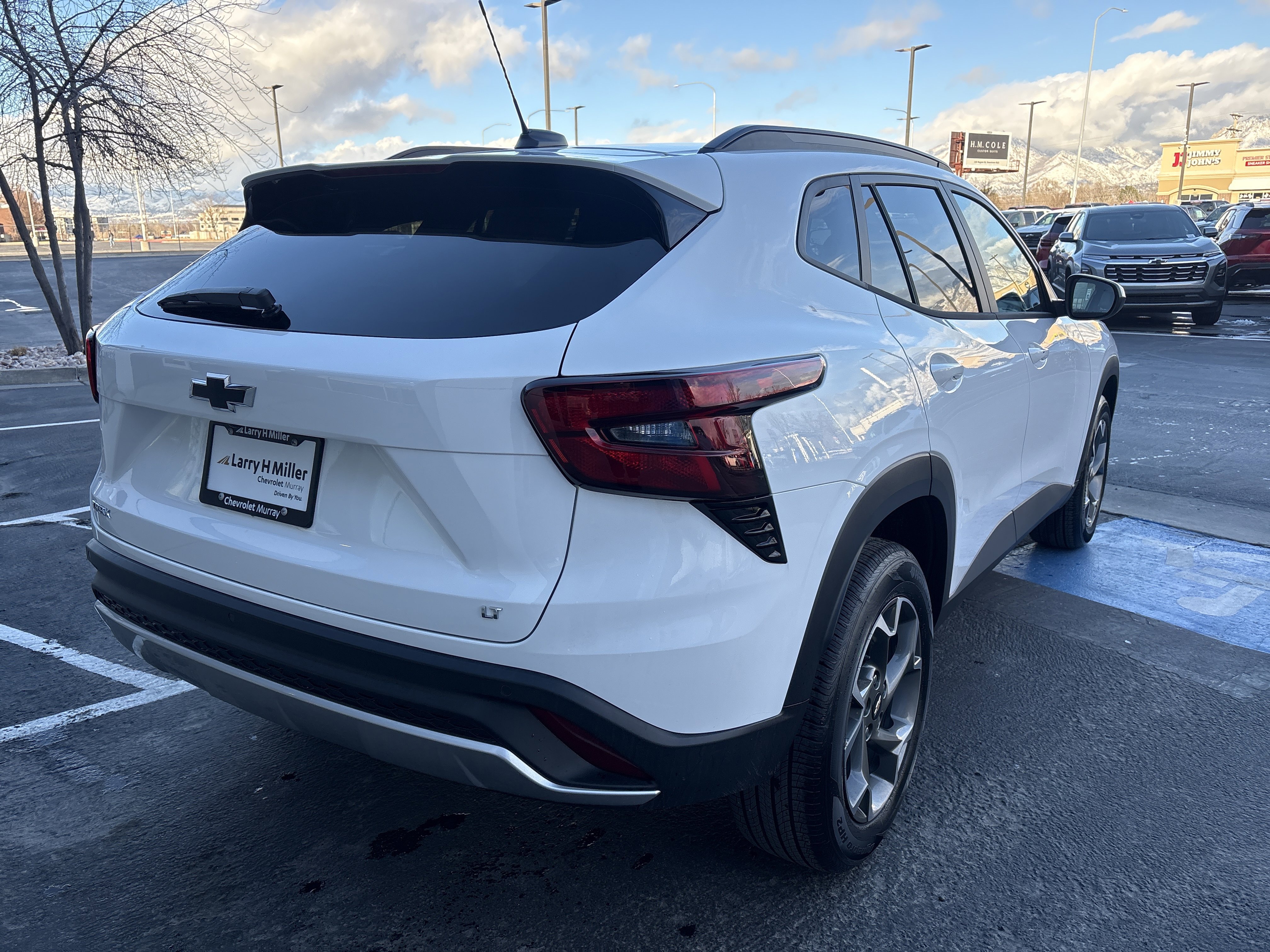 New 2026 Chevrolet Trax LT w/ Driver Confidence Package FWD image 5
