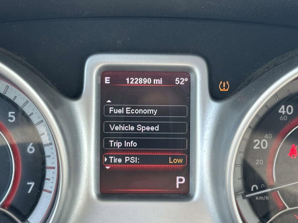 Used 2011 Dodge Journey Lux image 23