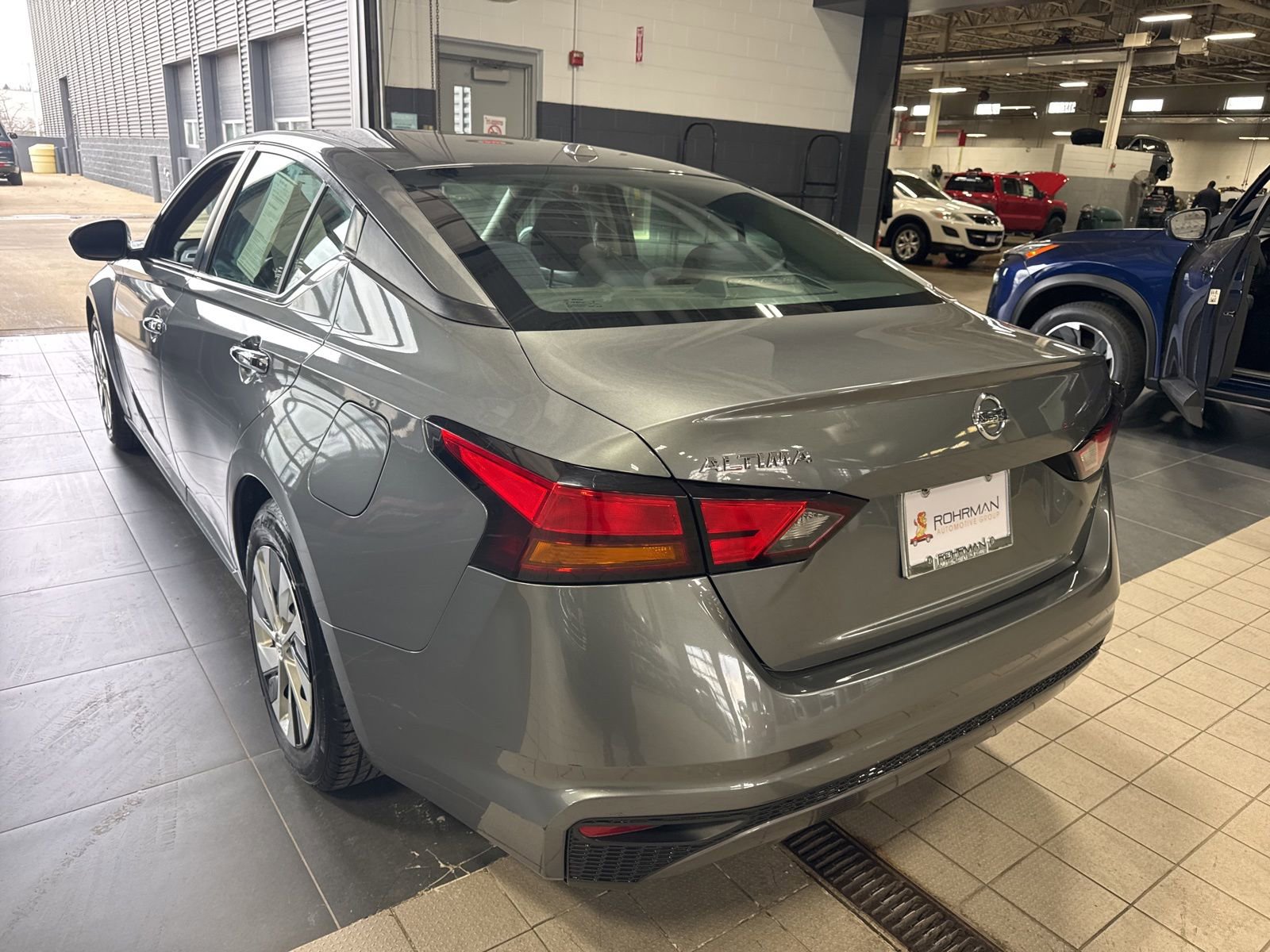 Used 2020 Nissan Altima 2.5 S FWD image 15