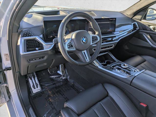 Used 2024 BMW X7 M60i w/ M Sport Professional Package image 10